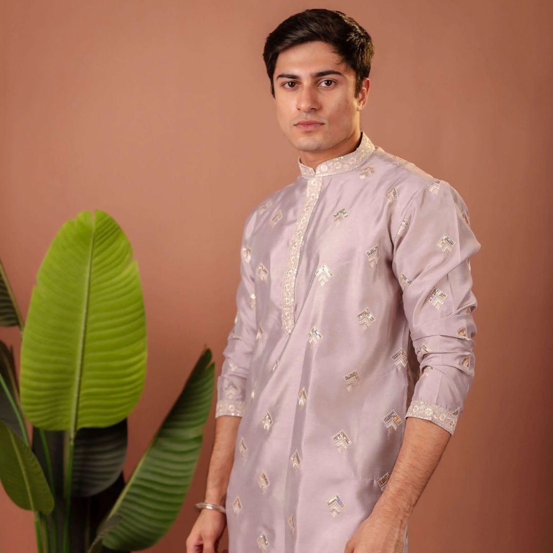 Suutraa Men’s Lavender Silk all over Embroided Kurta - suutraa.com