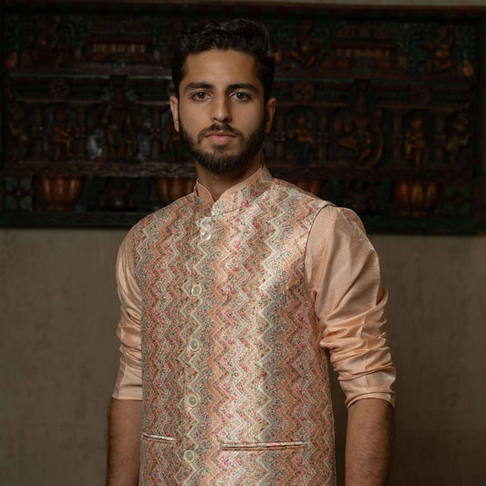 Suutraa Men"s Designer Peach Silk Kurta Pyjama Jacket Set - suutraa.com