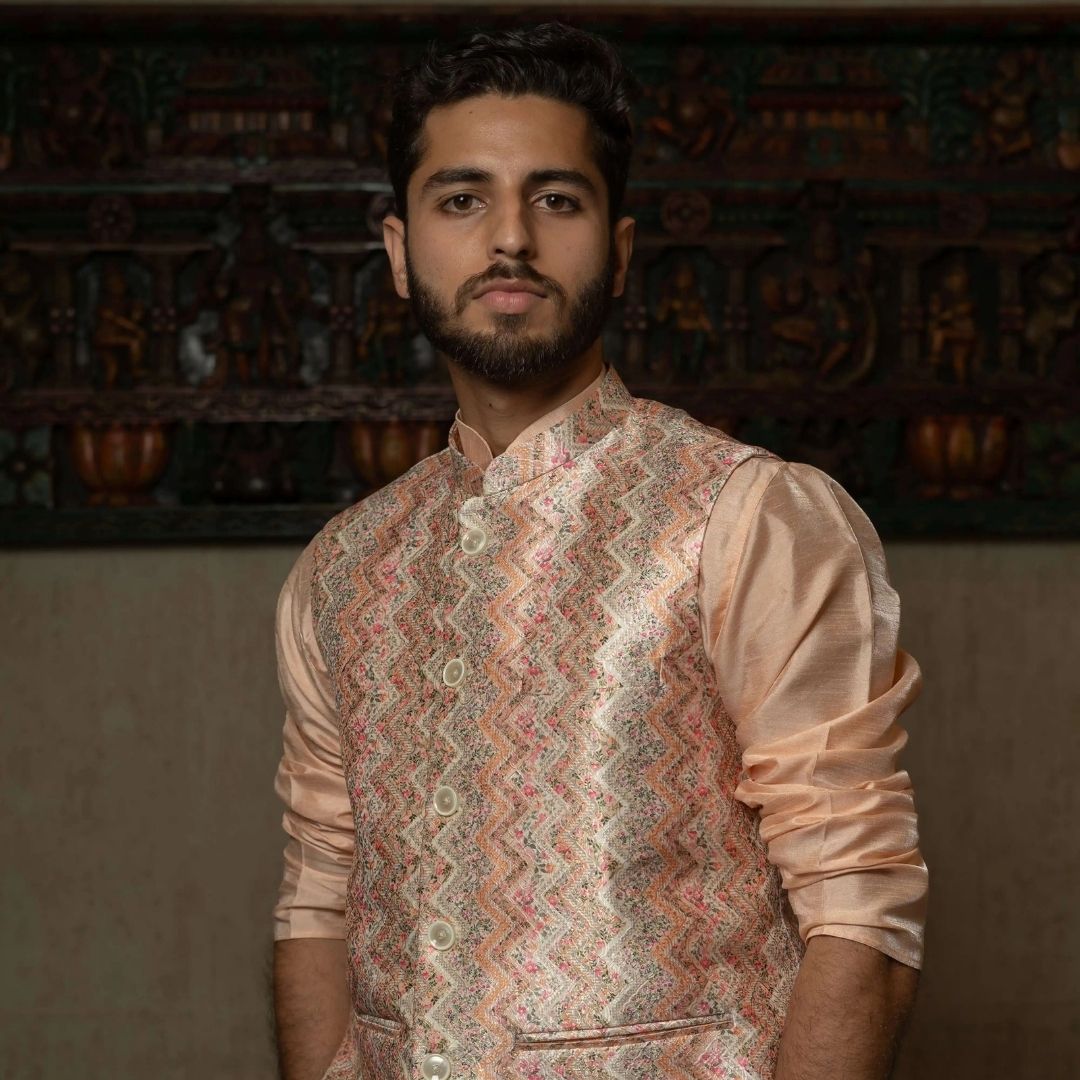 Suutraa Men"s Designer Peach Silk Kurta Pyjama Jacket Set - suutraa.com