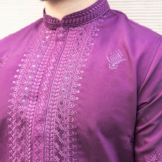 Suutraa Men's Wine Silk Kurta with Embroidery - suutraa.com