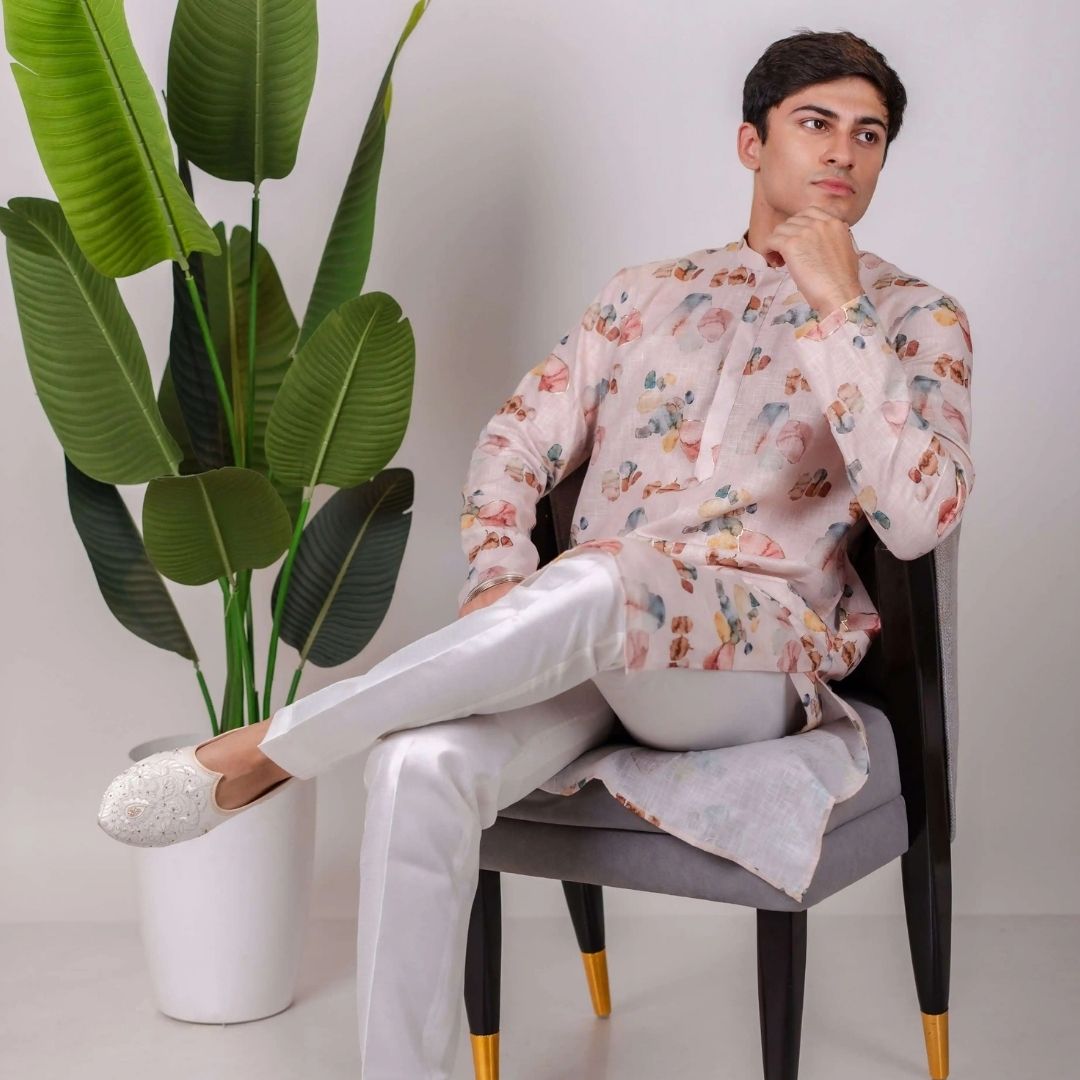 Suutraa Men's Baby Pink Linen Oil Printed Kurta With Off White Pyjama Set - suutraa.com