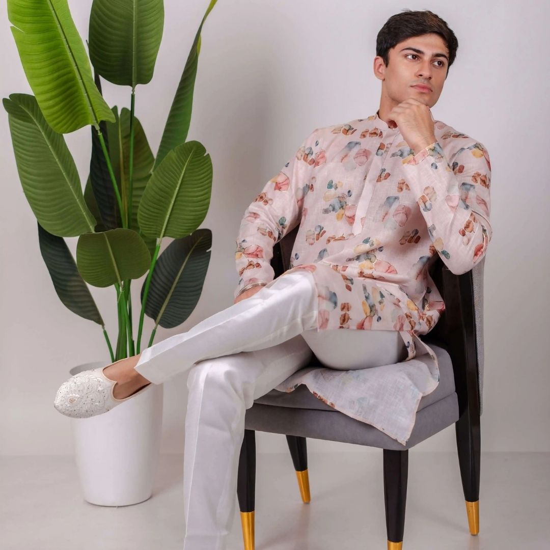 Suutraa Men's Baby Pink Linen Oil Printed Kurta - suutraa.com