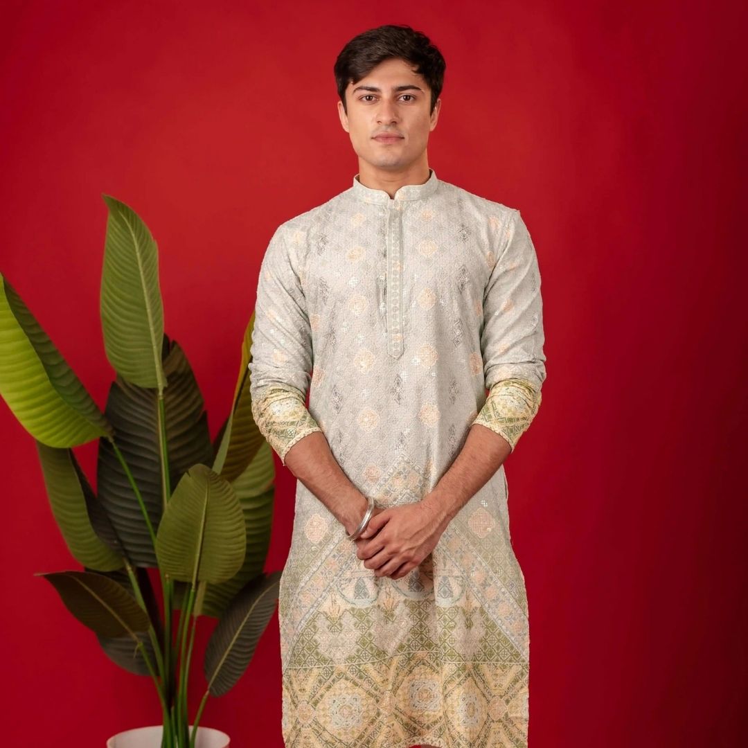 Suutraa Men's Green Figure Embroided Kurta With Off White Pyjama Set - suutraa.com