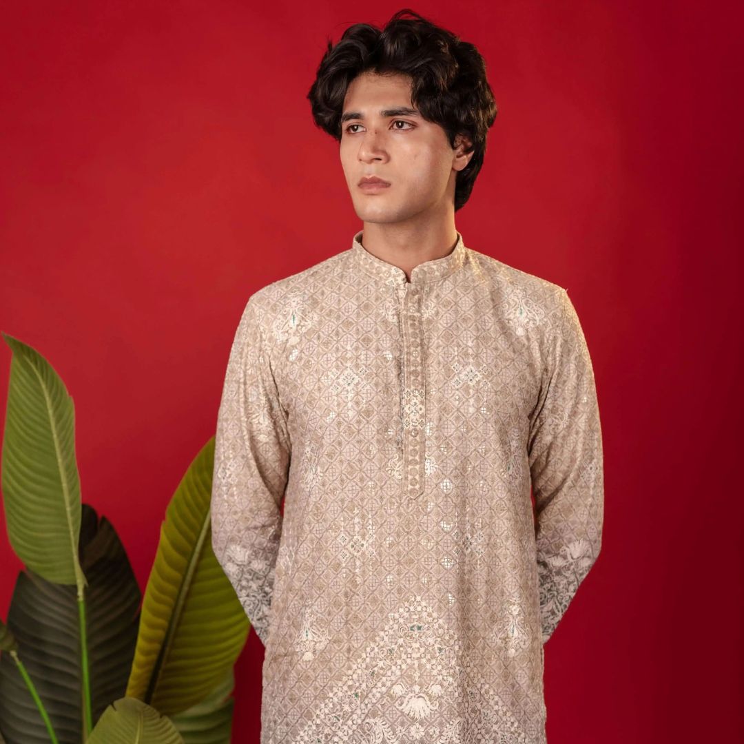 Suutraa Men's Beige Figure Embroided Chikankari Kurta With Off White Pyjama Set - suutraa.com