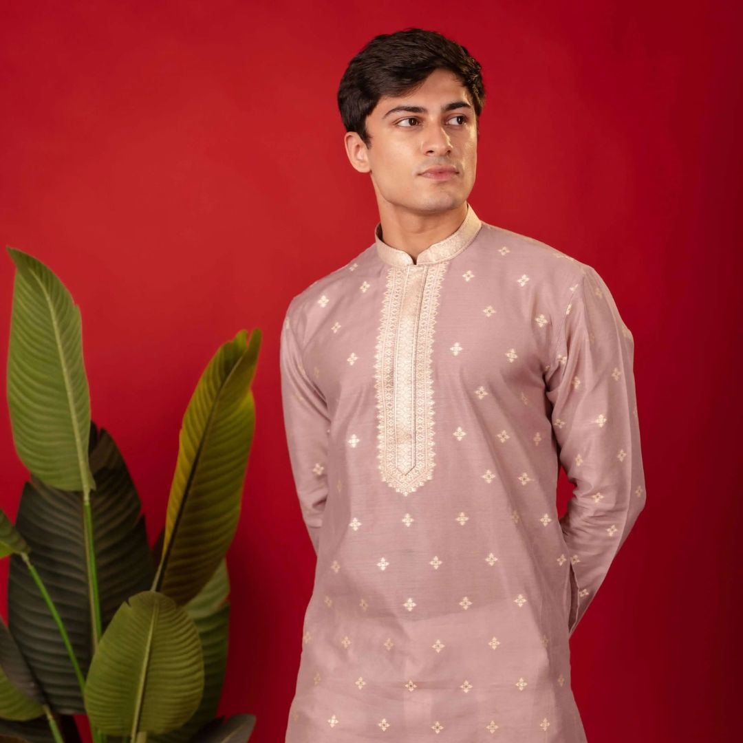 Suutraa Men's Lavender Neck Emb Silk Kurta with Off White Pyjama Set - suutraa.com