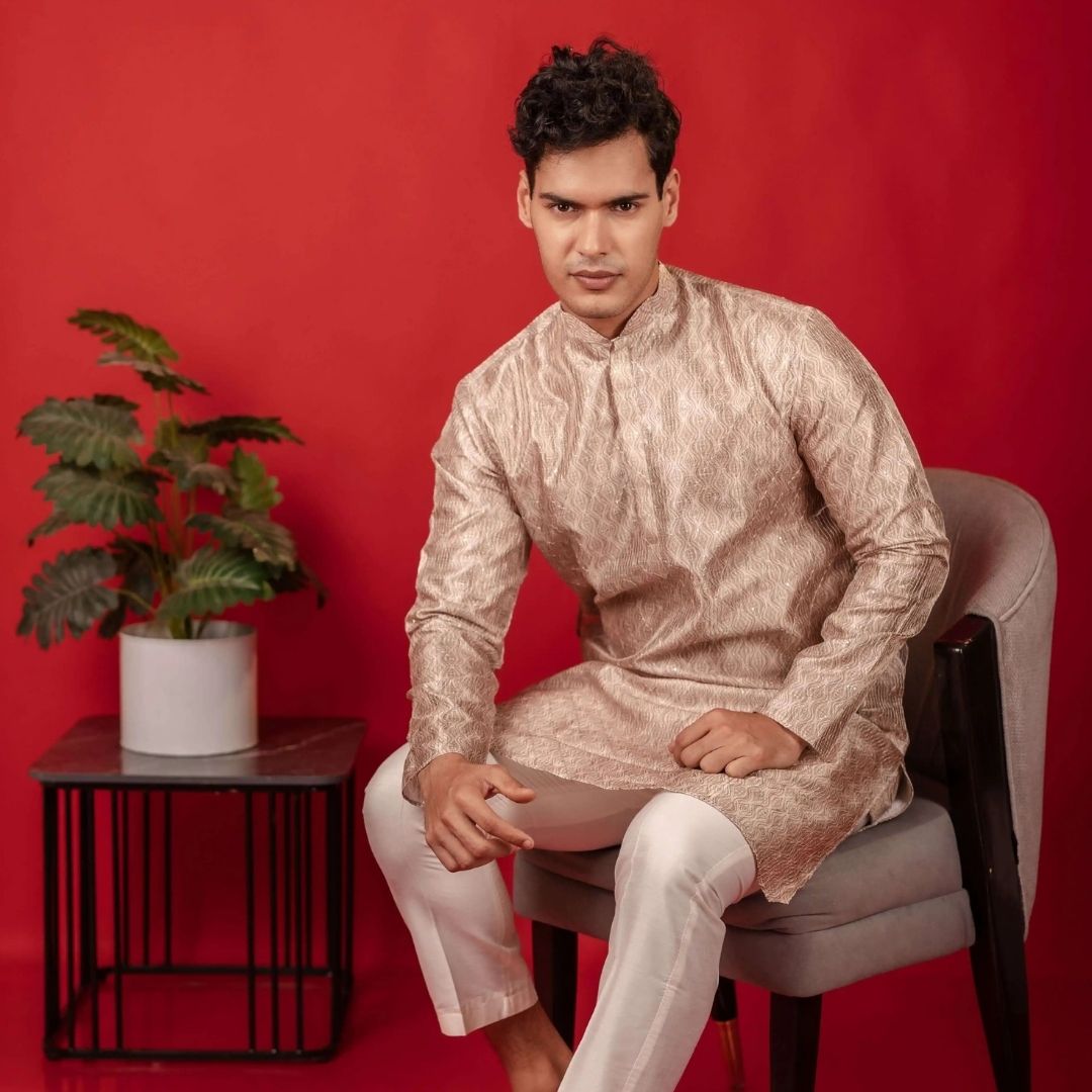 Suutraa Men's Beige Silk Printed Kurta With Off White Pyjama Set - suutraa.com