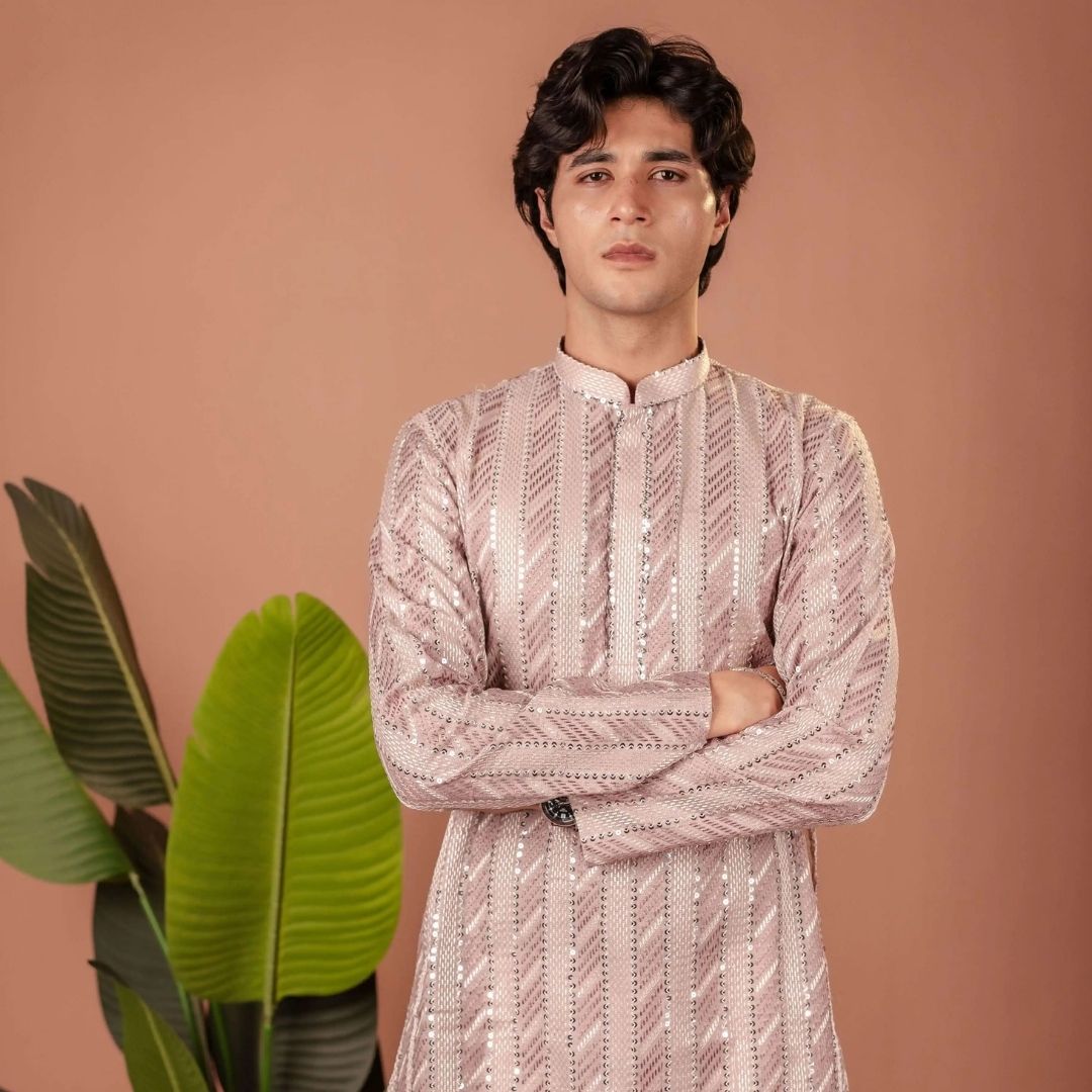 Suutraa Men's Lavender Silk all over Embroided Kurta - suutraa.com