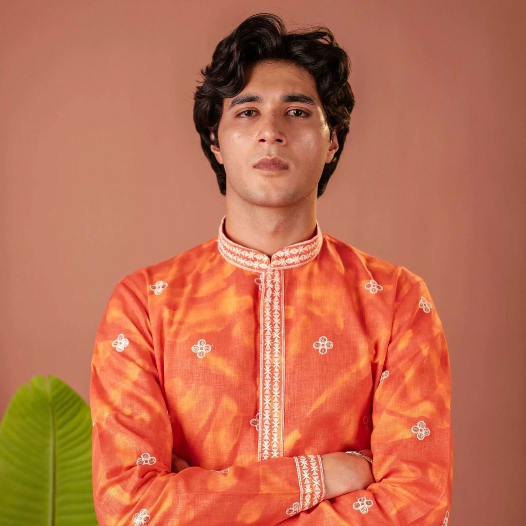 Suutraa Men's Orange Linen Embroided Kurta With Off White Pyjama Set - suutraa.com