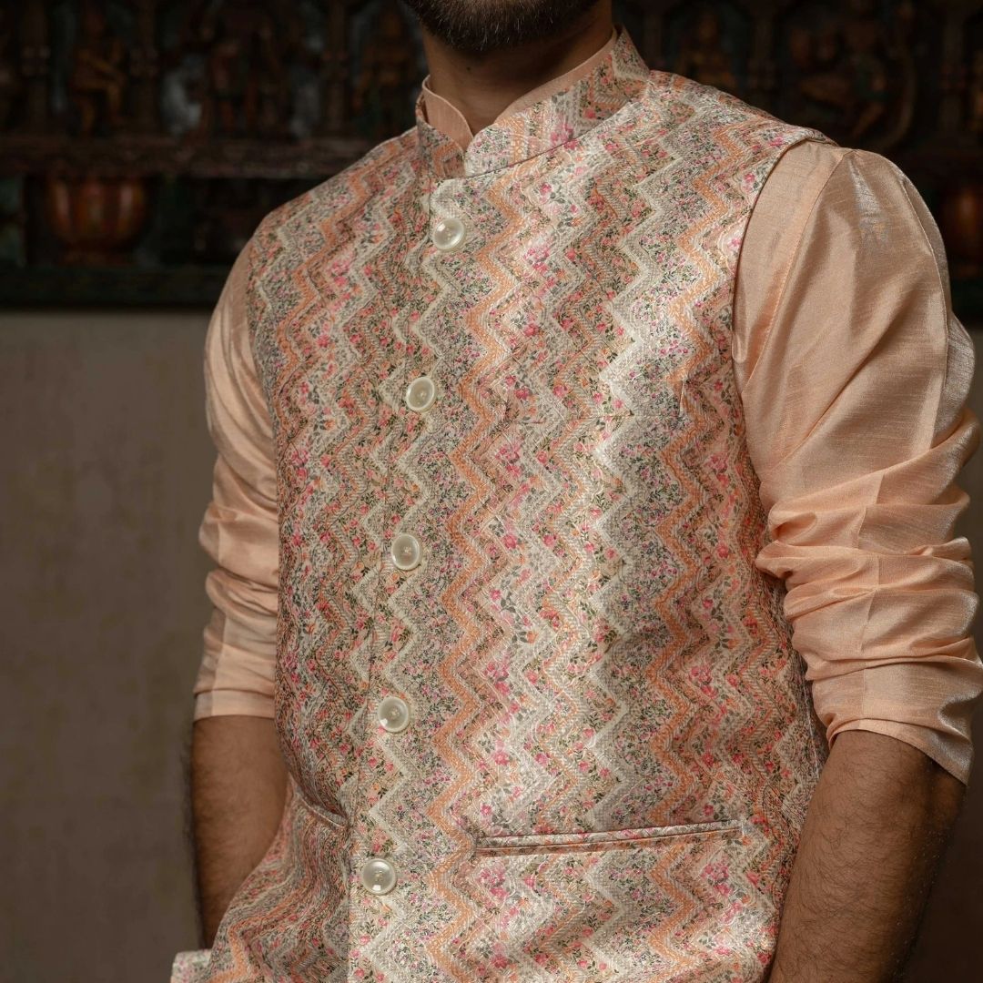 SUUTRAA MEN'S DESIGNER PEACH SILK NEHRU JACKET - suutraa.com