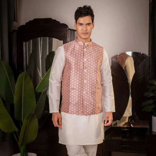 SUUTRAA MEN'S MAROON SILK NEHRU JACKET - suutraa.com