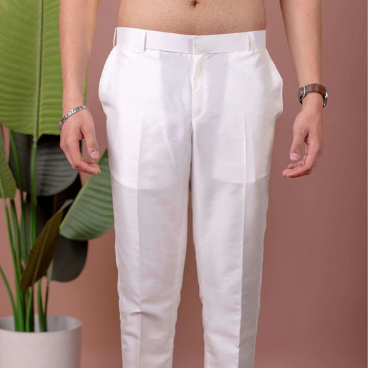 SUUTRAA MEN'S OFF WHITE SILK PYJAMA - suutraa.com