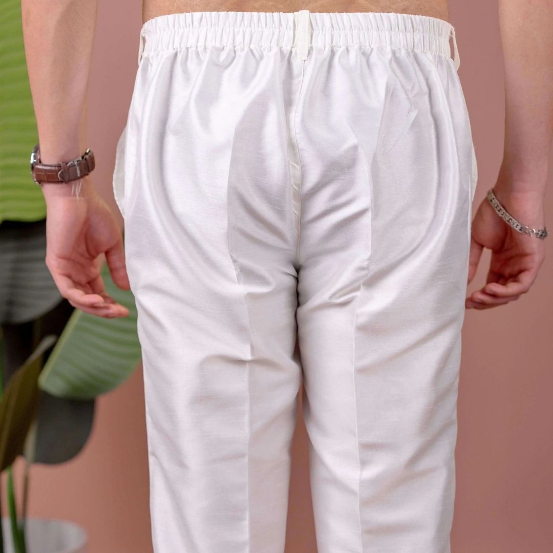 SUUTRAA MEN'S OFF WHITE SILK PYJAMA - suutraa.com