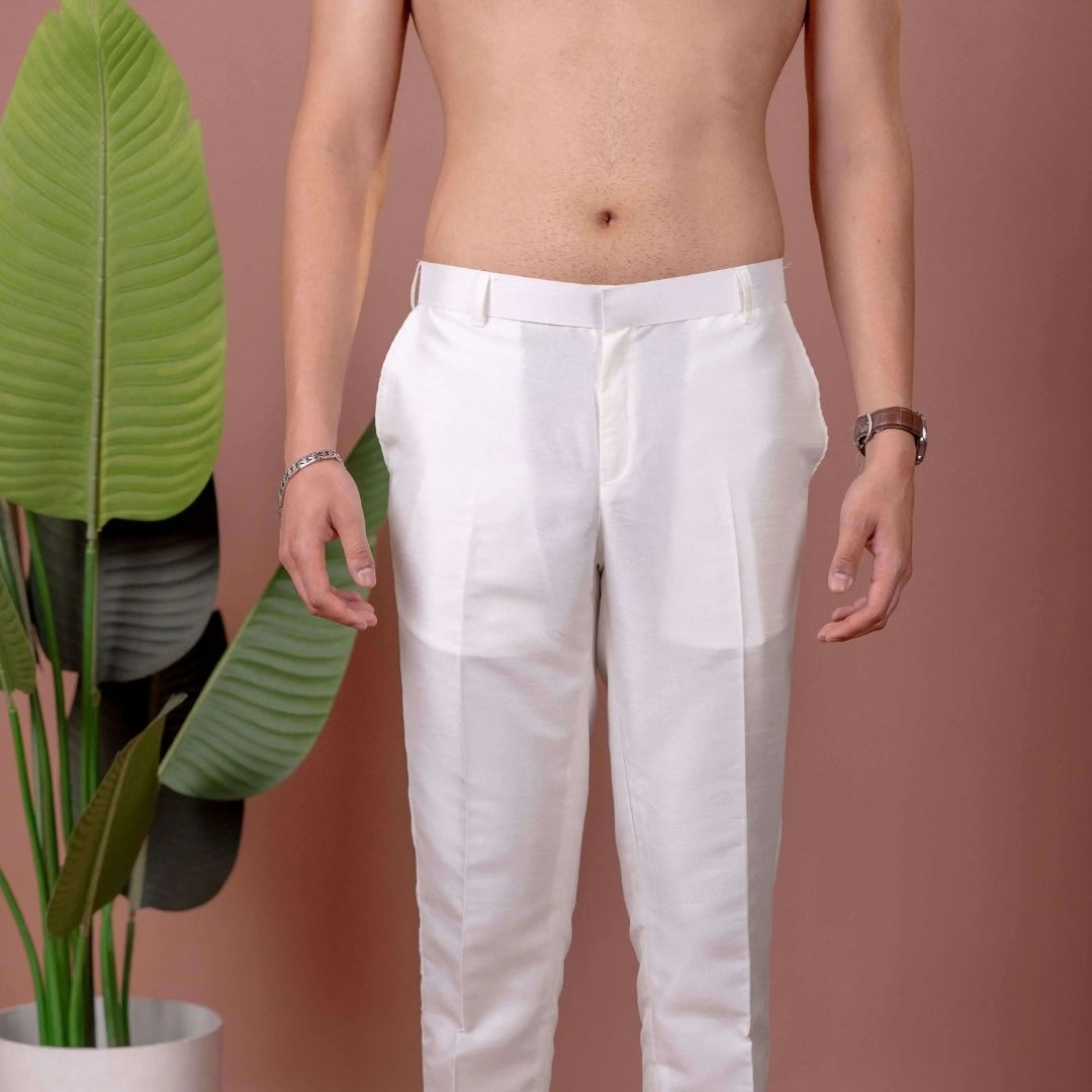 SUUTRAA MEN'S OFF WHITE SILK PYJAMA - suutraa.com