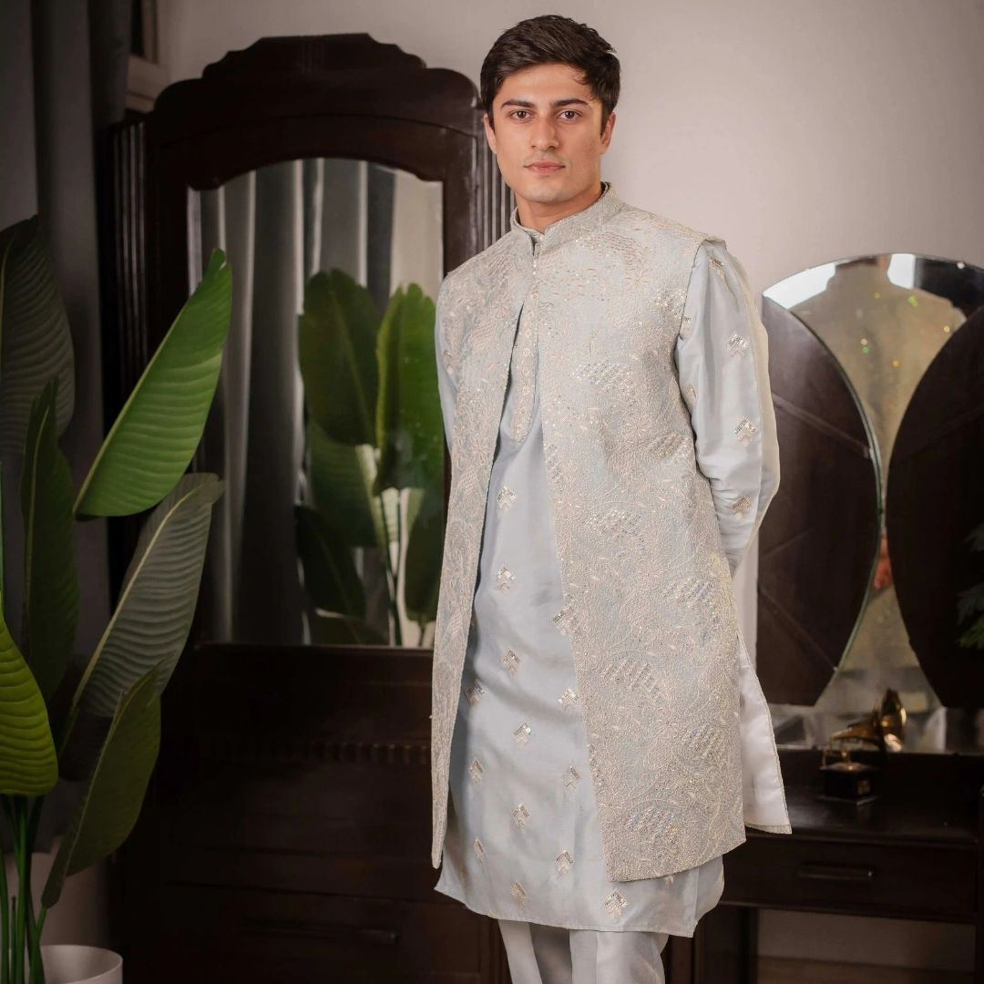 Suutraa Men's Sea Blue Silk Embroided Kurta Pyjama Jacket Set - suutraa.com