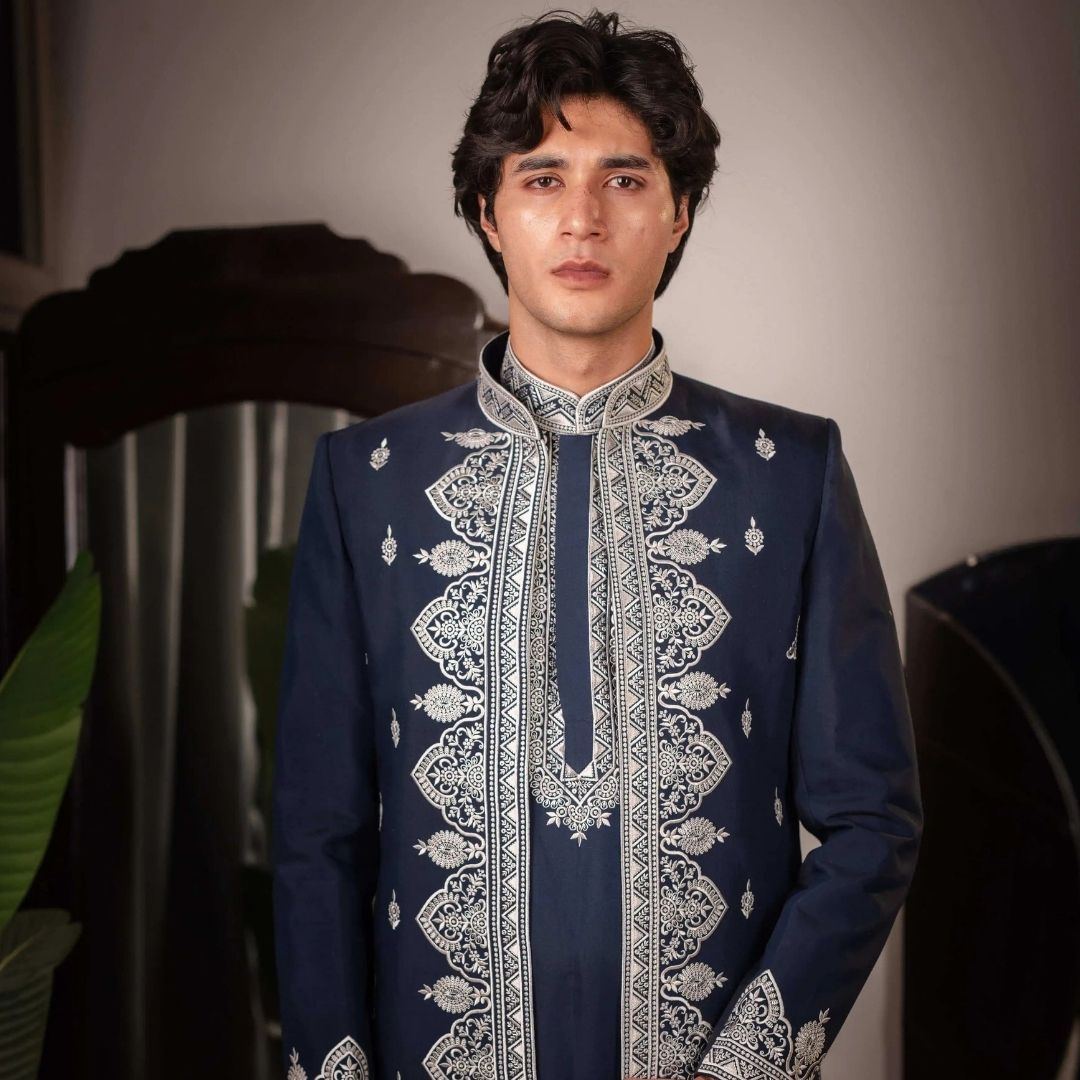 Suutraa Men's Navy Blue Silk Embroided Kurta with Jacket Pyjama Set - suutraa.com