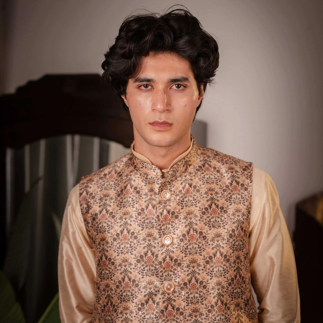 Suutraa Men's Beige Silk Kurta with Printed Jacket Pyjama Set - suutraa.com