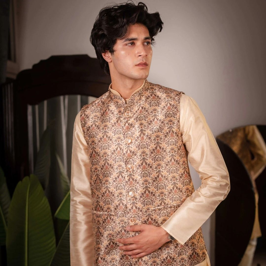Suutraa Men's Beige Silk Kurta with Printed Jacket Pyjama Set - suutraa.com
