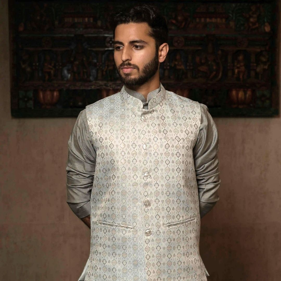 Suutraa Men's Grey Silk Kurta Pyjama Jacket Set - suutraa.com