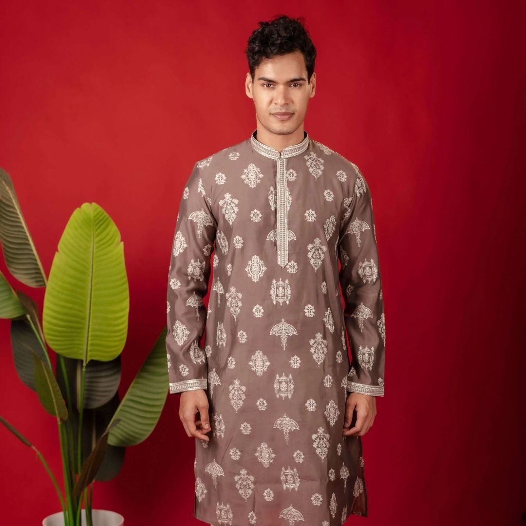 Suutraa Men's Brown all over Embroided Kurta - suutraa.com