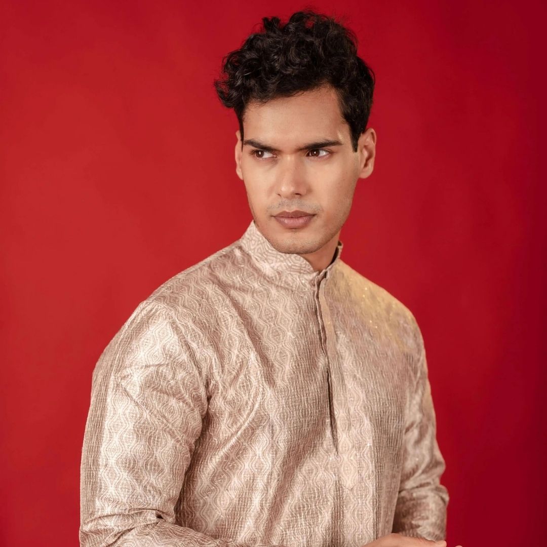 Suutraa Men's Beige Silk Printed Kurta - suutraa.com