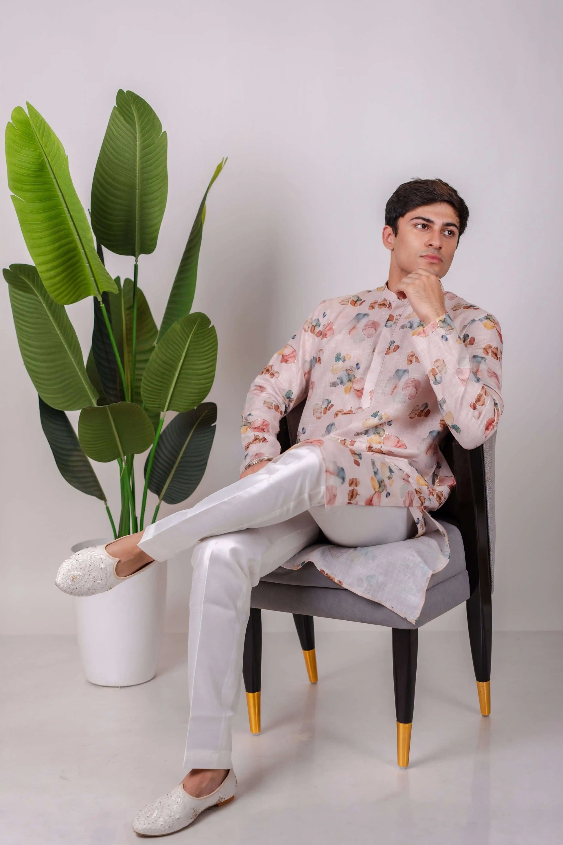 Suutraa Men's Baby Pink Linen Oil Printed Kurta - suutraa.com