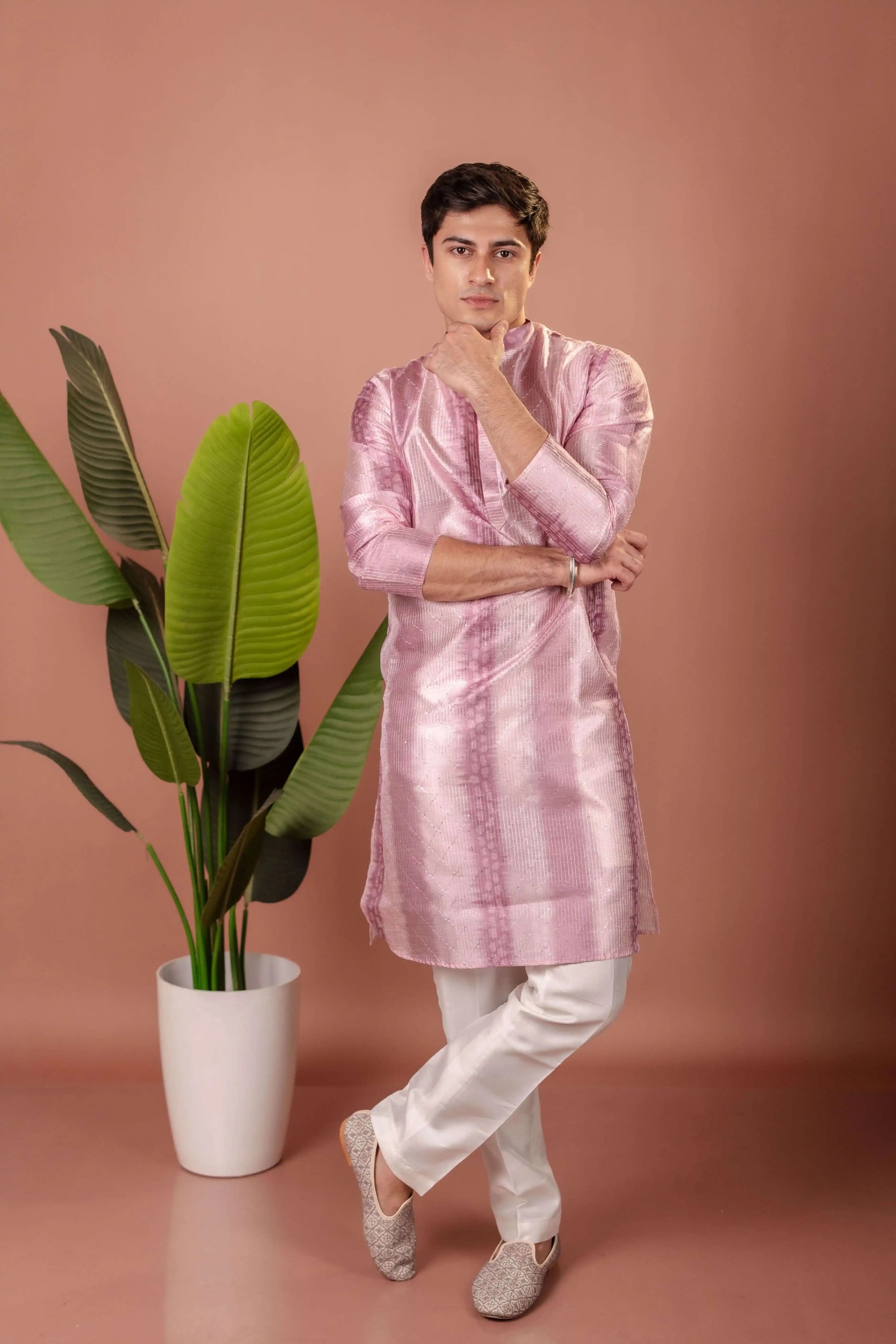 Suutraa Men’s Lavender Silk Omber Kurta - suutraa.com
