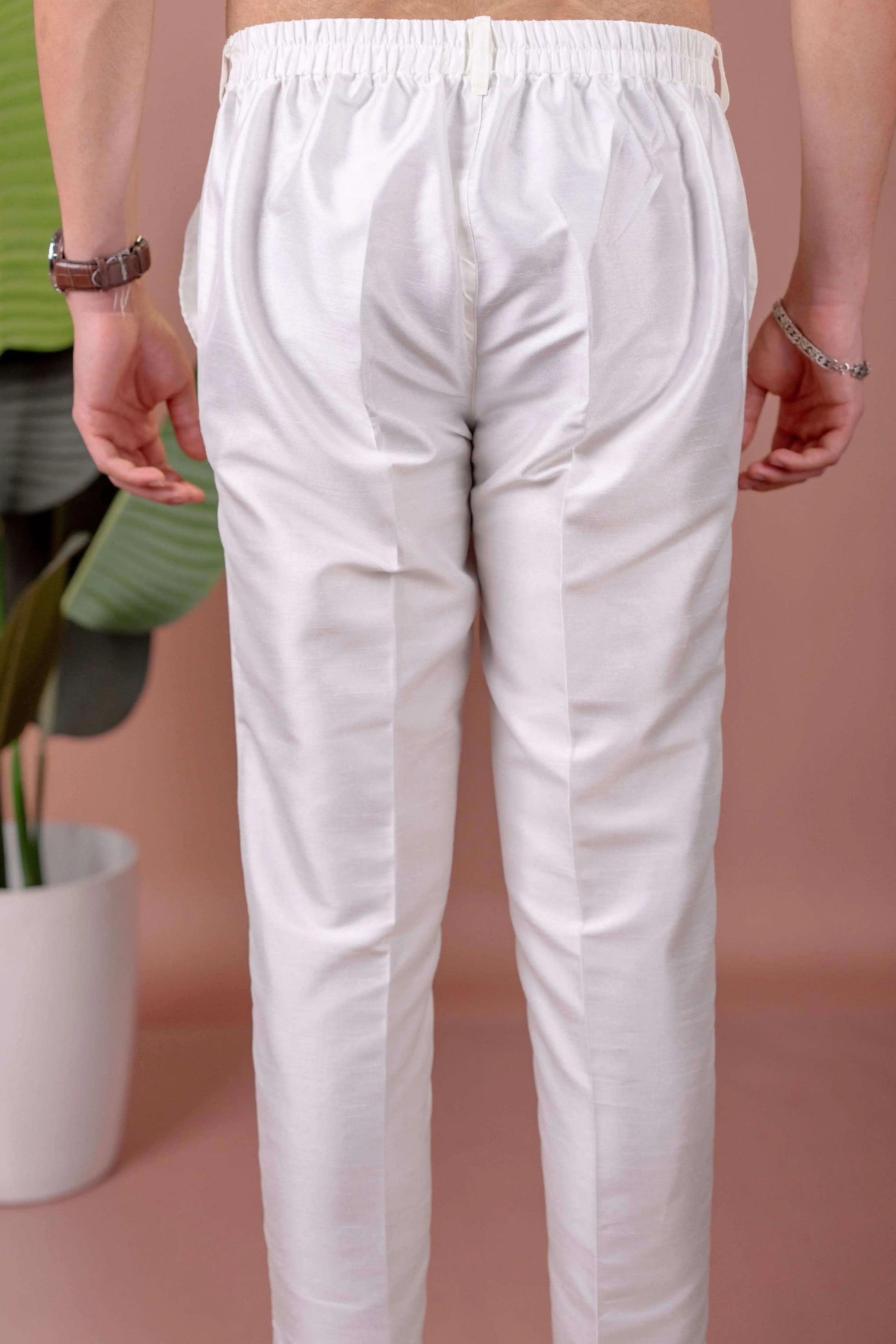SUUTRAA MEN'S OFF WHITE SILK PYJAMA - suutraa.com