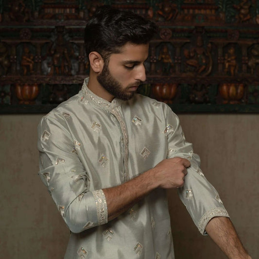 Suutraa Men's SEA GREEN SILK ALL OVER EMBROIDED KURTA - suutraa.com