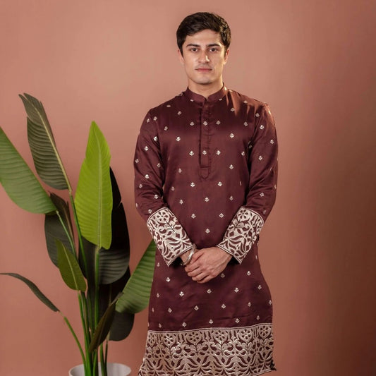 Suutraa Men's Wine Figure Embroided Kurta With Off White Pyjama Set - suutraa.com