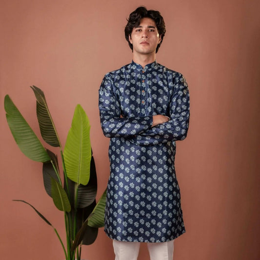 Suutraa Men's Navy Blue Jaquard Printed Kurta With Off White Pyjama Set - suutraa.com