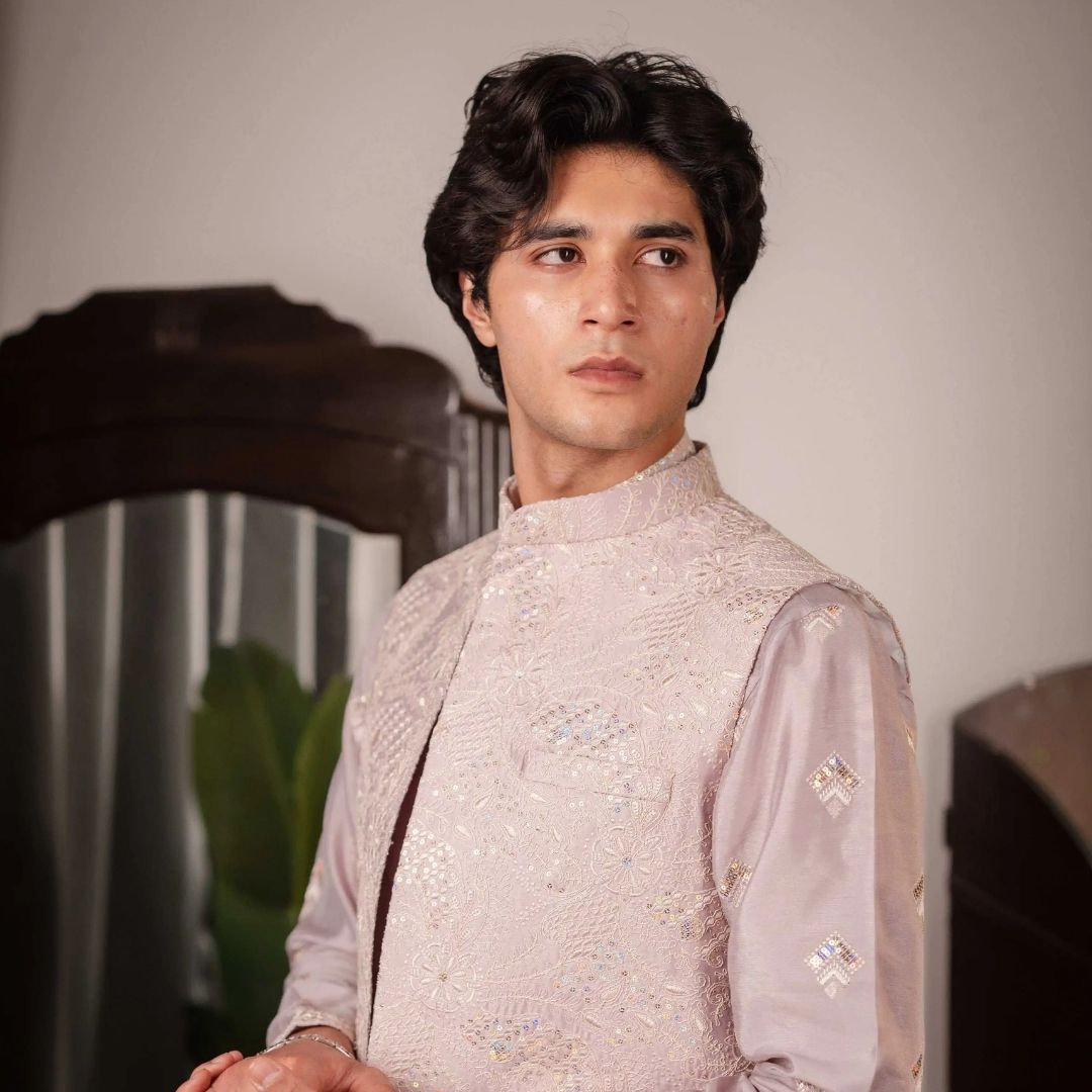 Suutraa Men's Lavender Silk Embroided Kurta Pyjama Jacket Set - suutraa.com