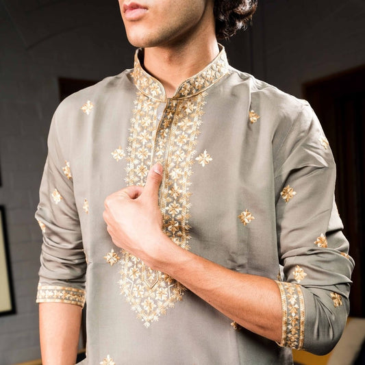 Suutraa Men's Grey Silk Kurta with Gold Embroidery - suutraa.com