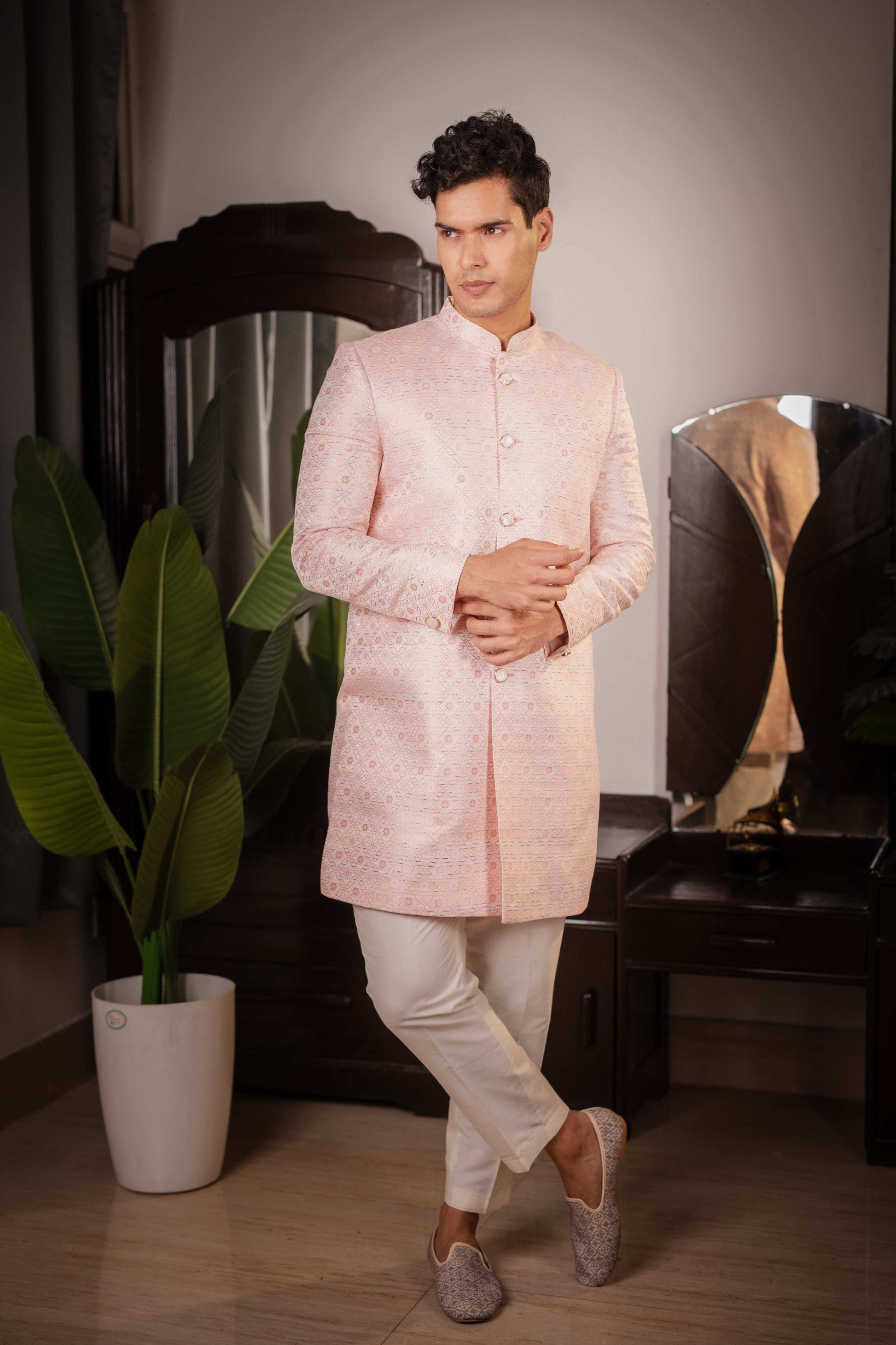Suutraa Men's Pink Jaquard Classic Indo Pyjama Set