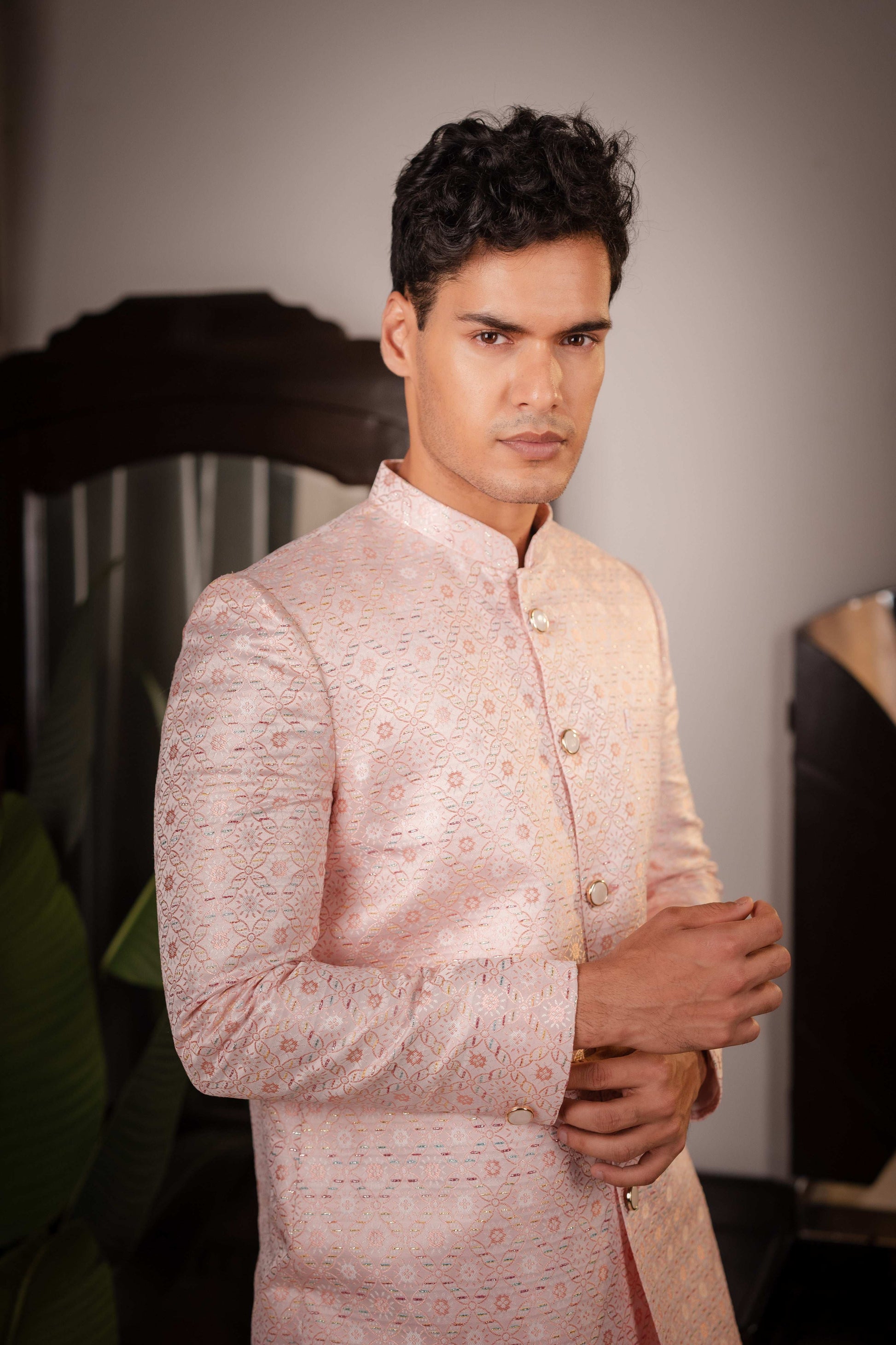 Suutraa Men's Pink Jaquard Classic Indo Pyjama Set